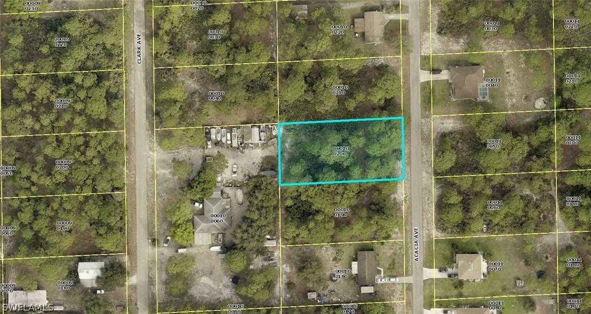 1615 Acacia Ave., Lehigh Acres, FL 33972