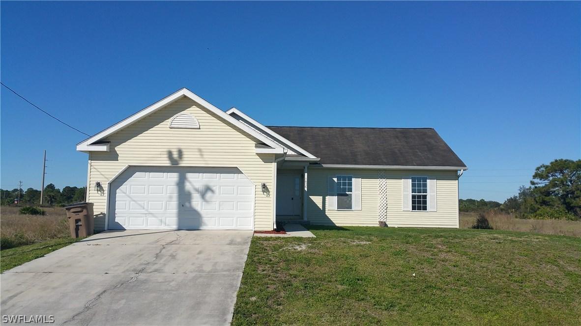 1036 Gunby Ave., Lehigh Acres, FL 33974