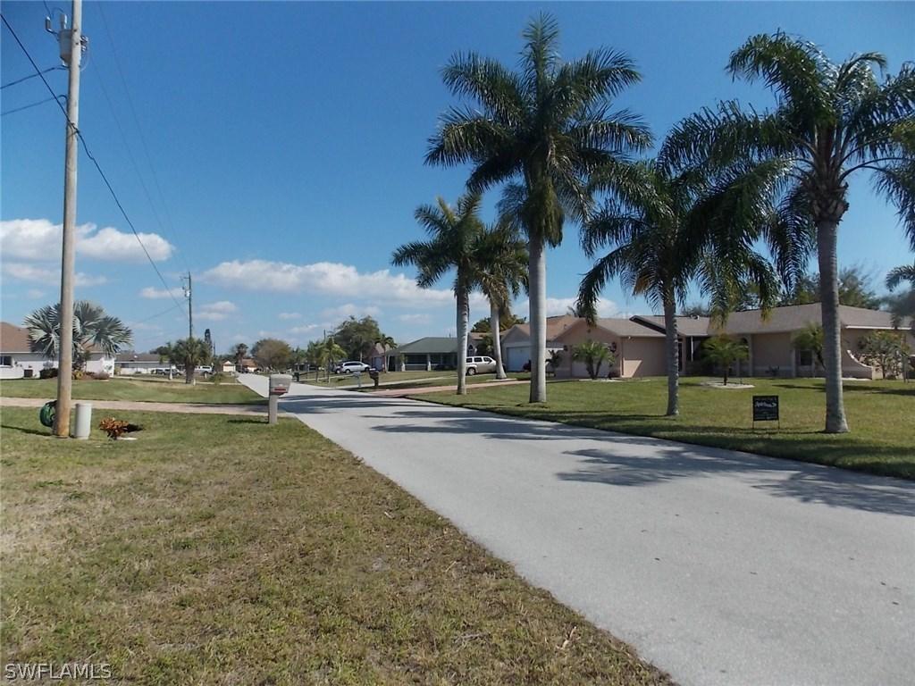 129 SE 11th Ter., Cape Coral, FL 33990