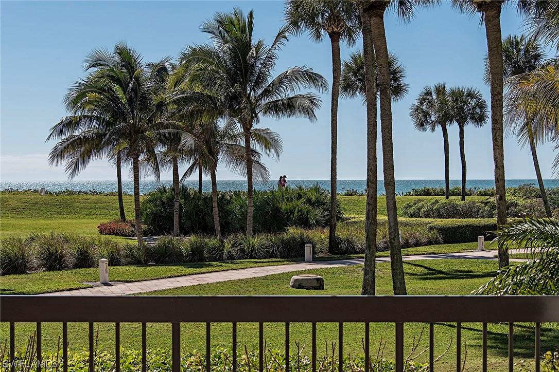 4551 Gulf Shore Blvd. #103, Naples, FL 34103