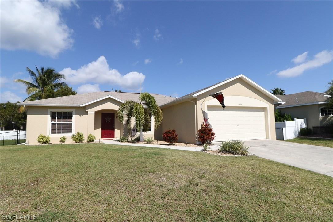 2525 SW 31st Ter., Cape Coral, FL 33914