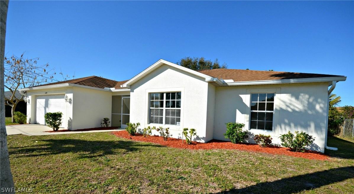 1038 SE 17th Pl., Cape Coral, FL 33990