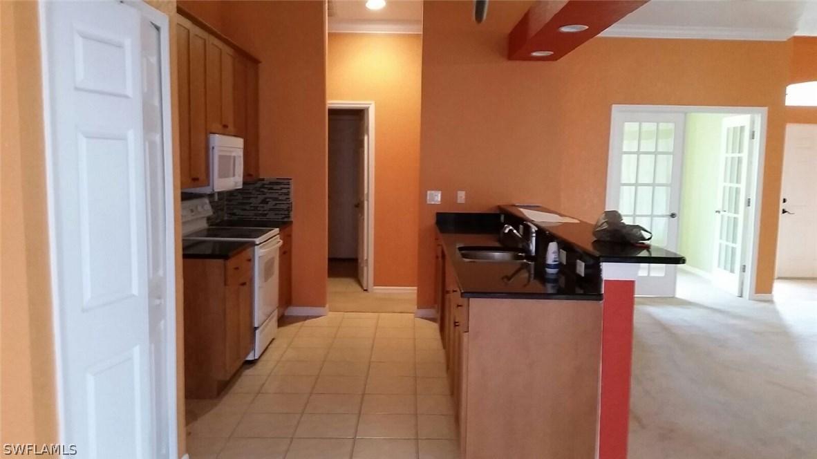 900 E 10th St., Lehigh Acres, FL 33972