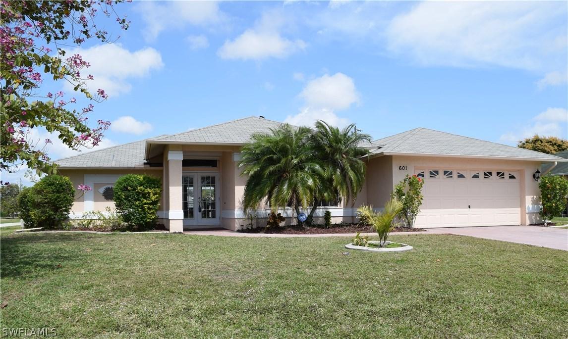601 SE 23rd St., Cape Coral, FL 33990