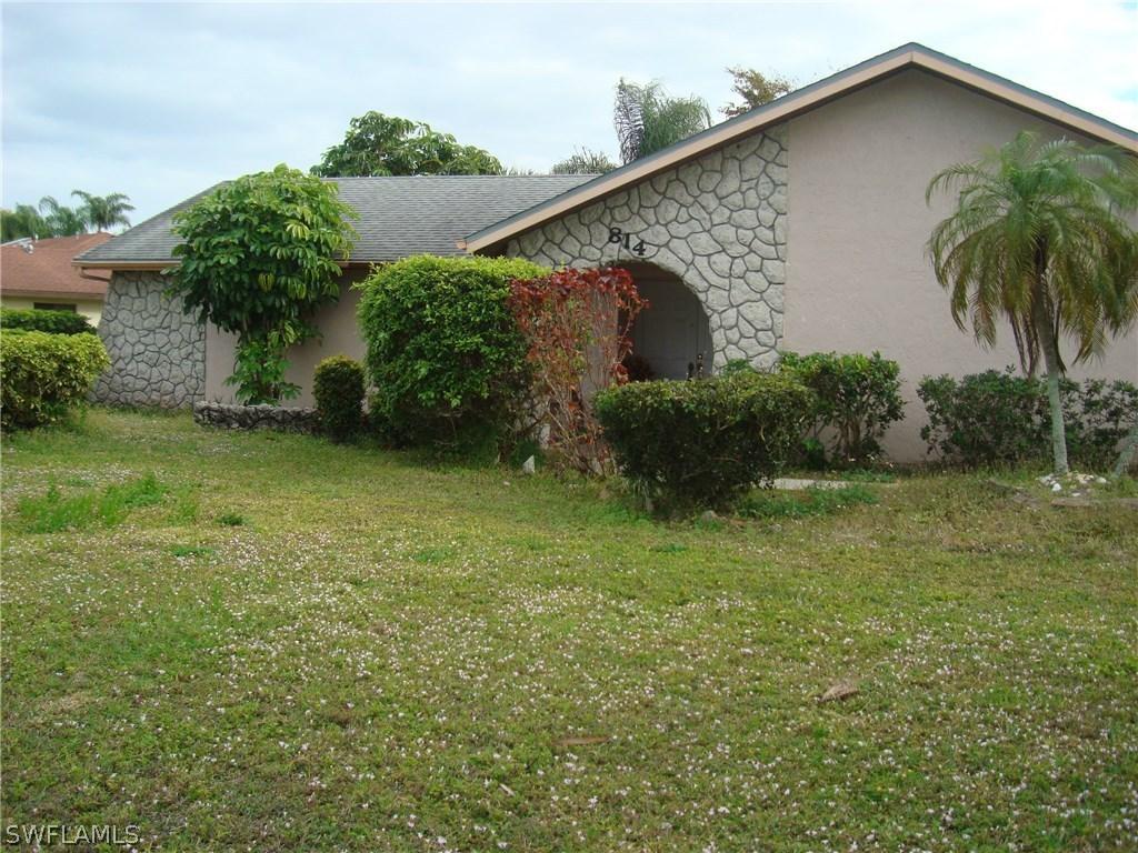 814 SW 52nd St., Cape Coral, FL 33914