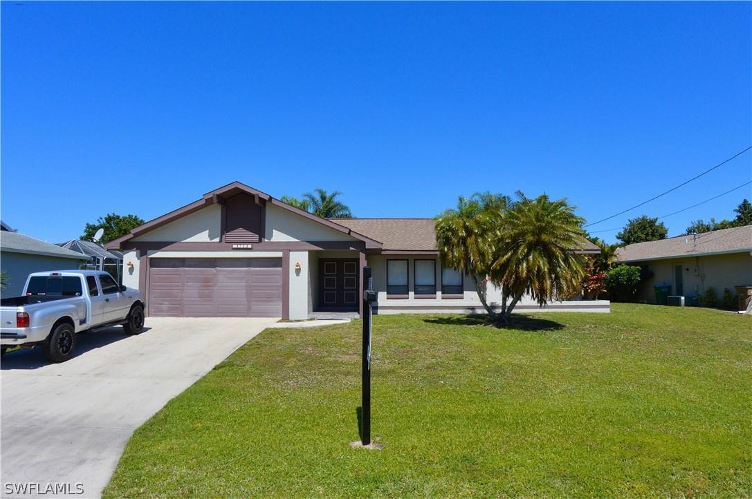 1713 SE 9th Ter., Cape Coral, FL 33990