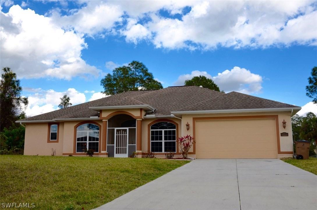 720 Hamilton Ave., Lehigh Acres, FL 33972