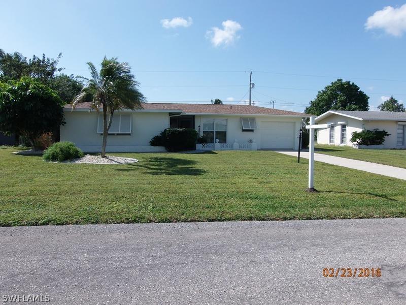 2702 SE 18th Ct., Cape Coral, FL 33904