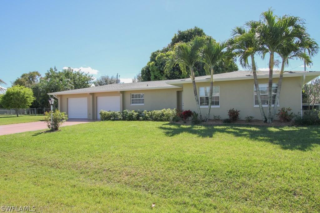 912 SE 32nd St., Cape Coral, FL 33904