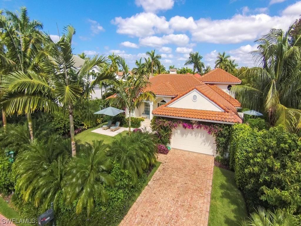 2000 Gordon Dr., Naples, FL 34102