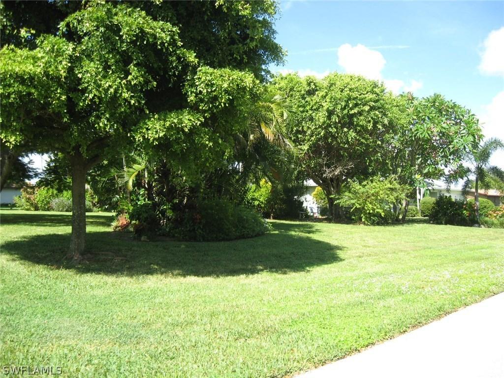 4406 SE 12th Pl., Cape Coral, FL 33904