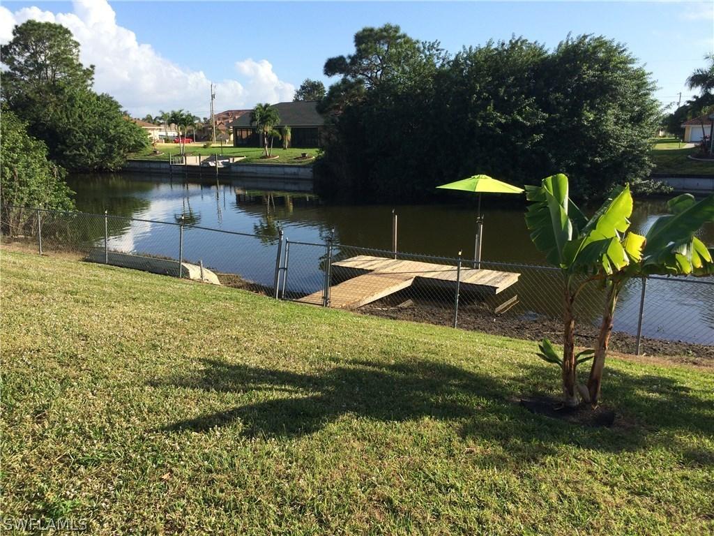 1206 NE 4th Ter., Cape Coral, FL 33909