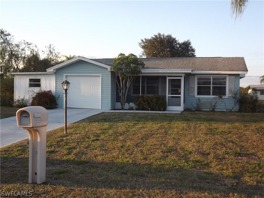 1122 Rushmore Ave., Lehigh Acres, FL 33936