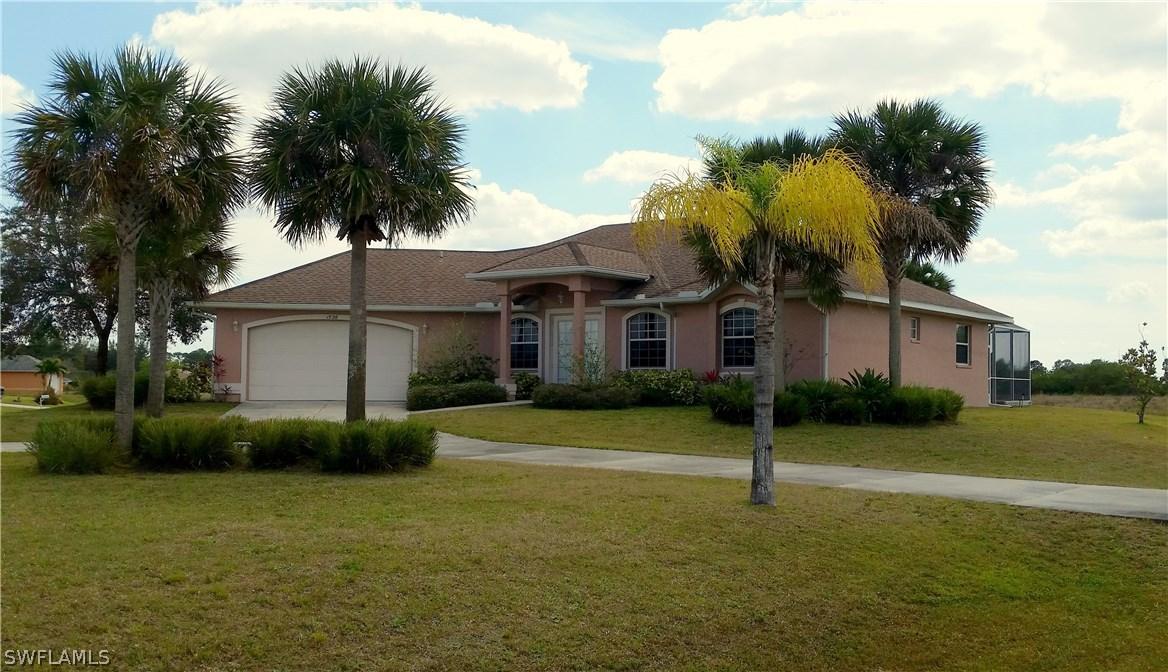 1726 Cornell Ave., Lehigh Acres, FL 33971