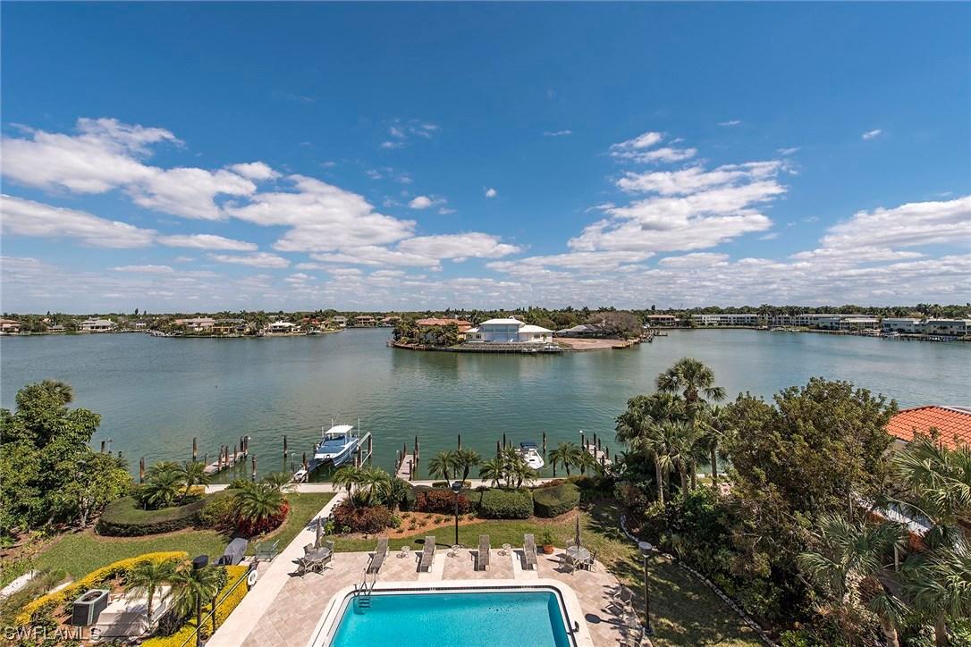 3100 Gulf Shore Blvd. #402, Naples, FL 34103