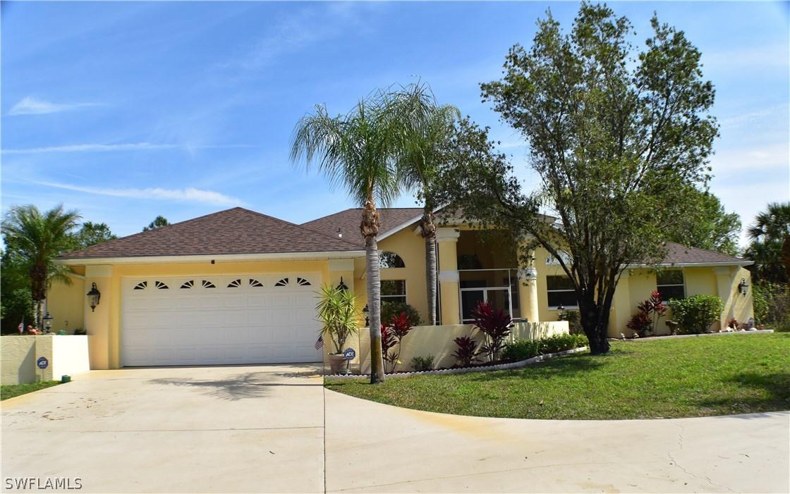 514 Cleveland Ave., Lehigh Acres, FL 33972