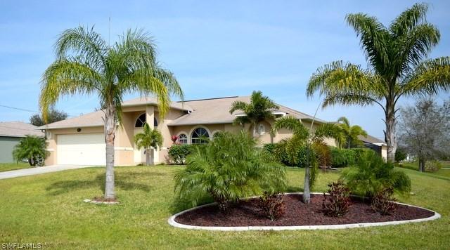 915 NW 12th Ter., Cape Coral, FL 33993