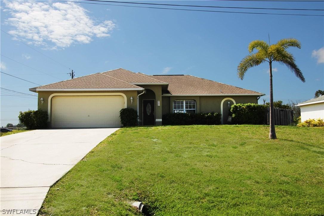 200 NW 15th Pl., Cape Coral, FL 33993