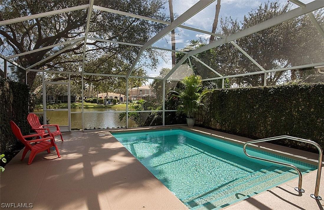 5689 Cove Cir. #44, Naples, FL 34119