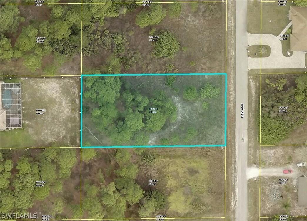 1511 Oak Ave., Lehigh Acres, FL 33972