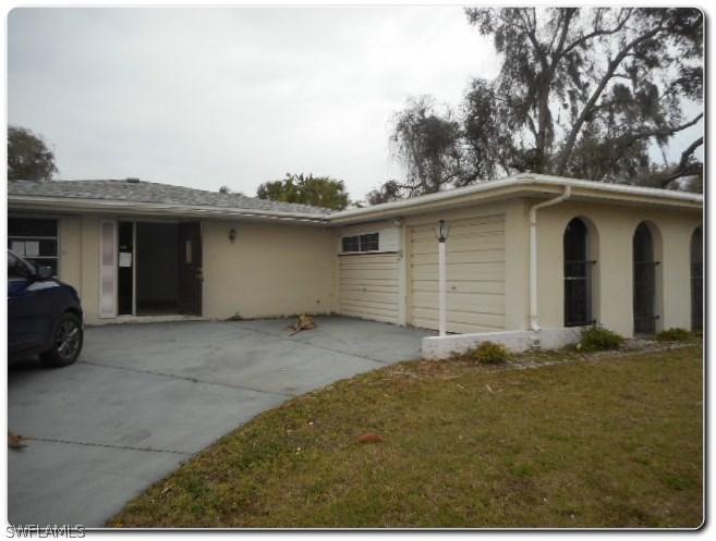 1663 Birchcrest Blvd., Port Charlotte, FL 33952