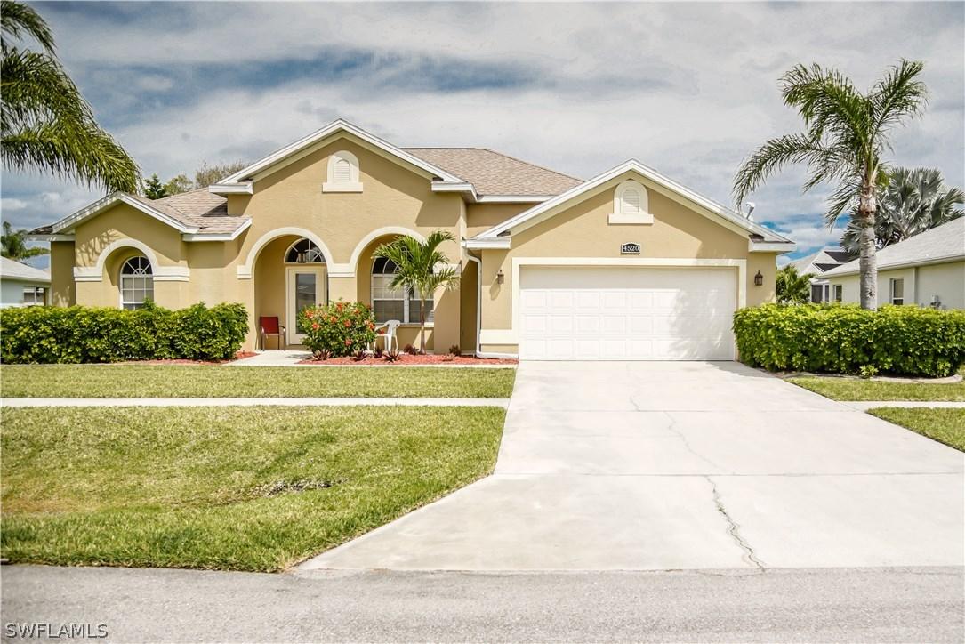 4520 Varsity Lakes Ct., Lehigh Acres, FL 33971