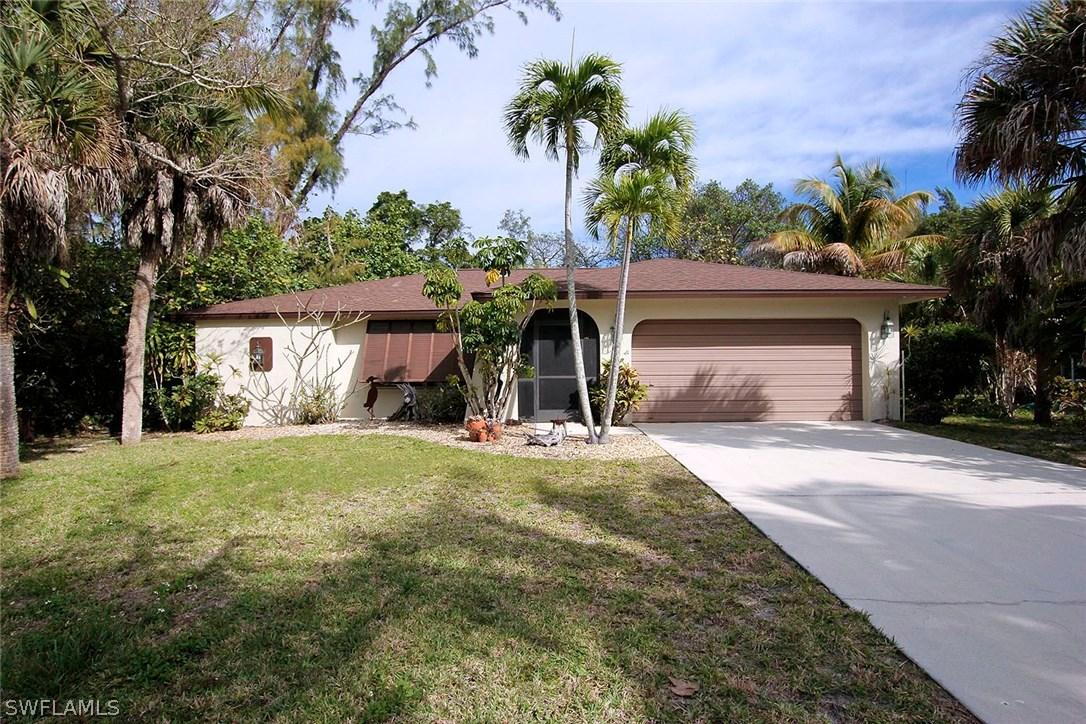 2115 Sunset Cir., Sanibel, FL 33957