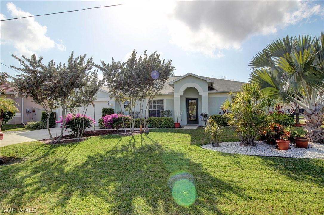 440 SE 13th Pl., Cape Coral, FL 33990