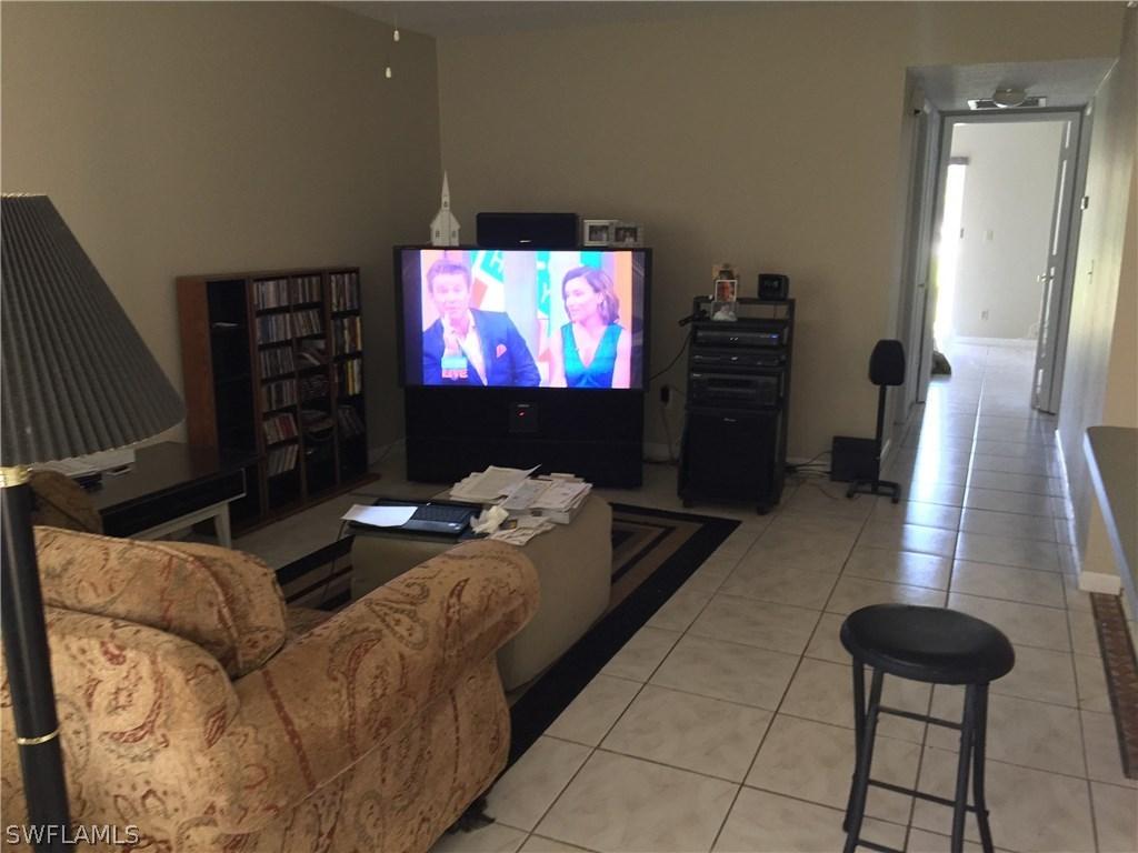 5210 Coronado Pkwy. #2, Cape Coral, FL 33904