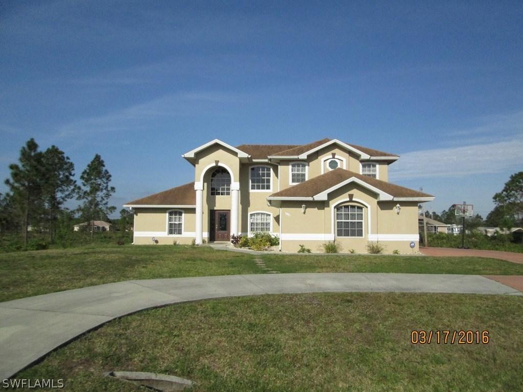 1019 Clayton Ave., Lehigh Acres, FL 33972