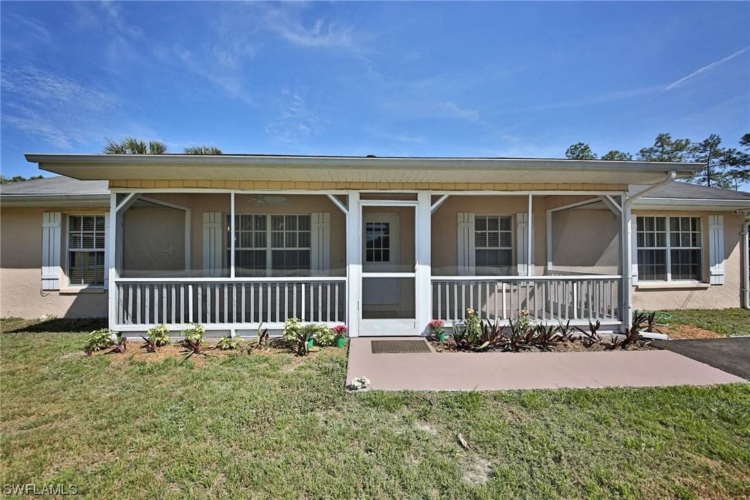 1581 16th Ave., Naples, FL 34117