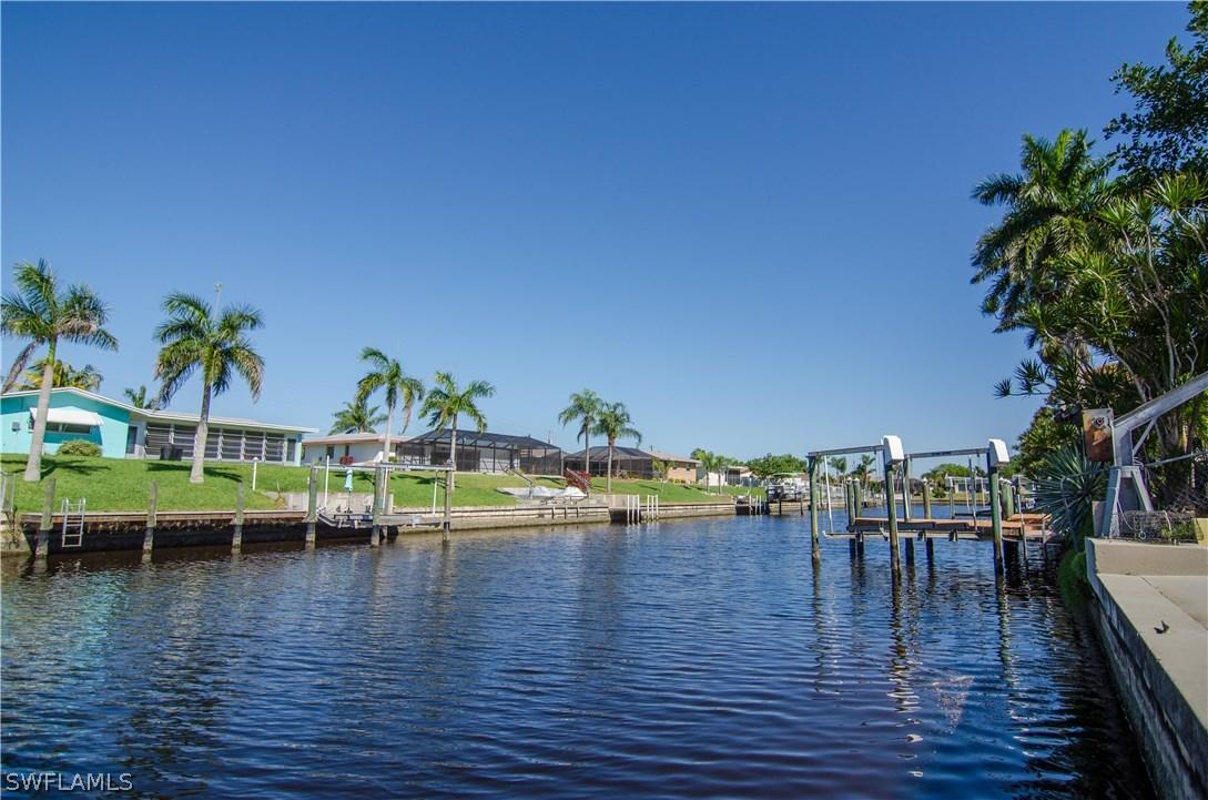 2824 SE 18th Ct., Cape Coral, FL 33904