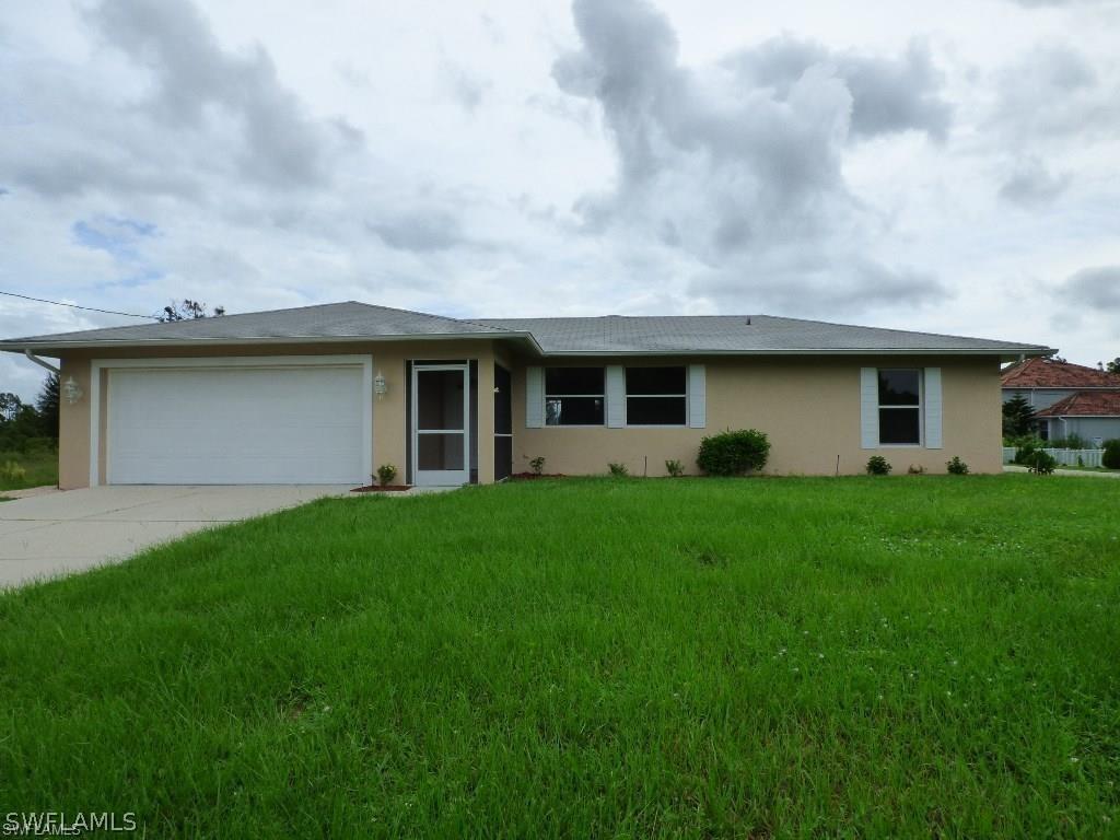 600 Maple Ave., Lehigh Acres, FL 33972