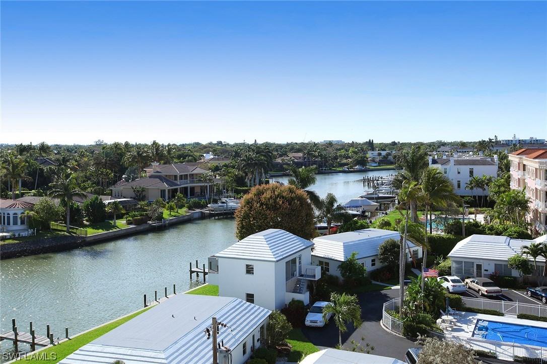 1900 Gulf Shore Blvd. #504, Naples, FL 34102