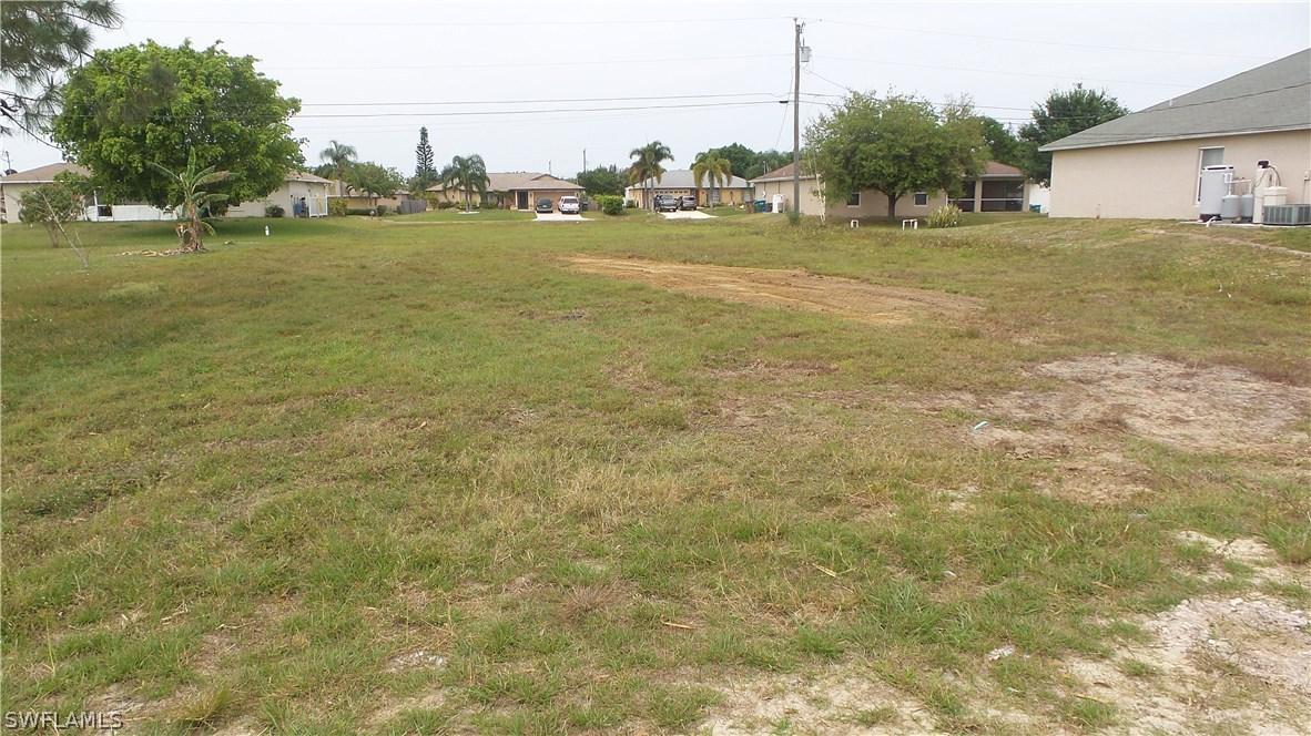 1014 SW 10th Pl., Cape Coral, FL 33991