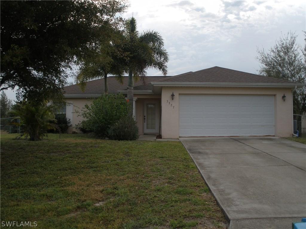 3327 NE 8th Pl., Cape Coral, FL 33909