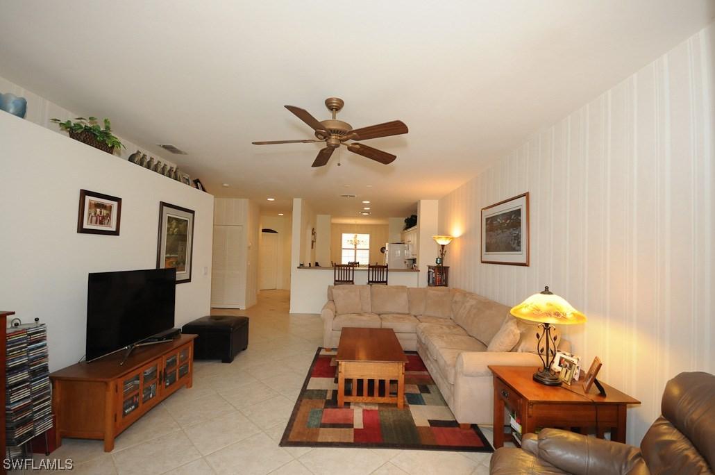 6295 Wilshire Pines Cir. #6-602, Naples, FL 34109