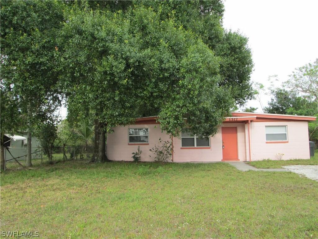 1517 Brookhill Dr., Fort Myers, FL 33916