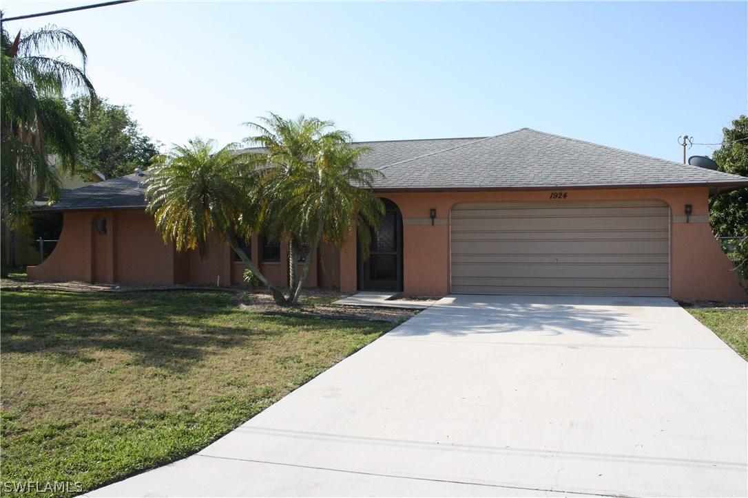 1924 SE 1st Ter., Cape Coral, FL 33990