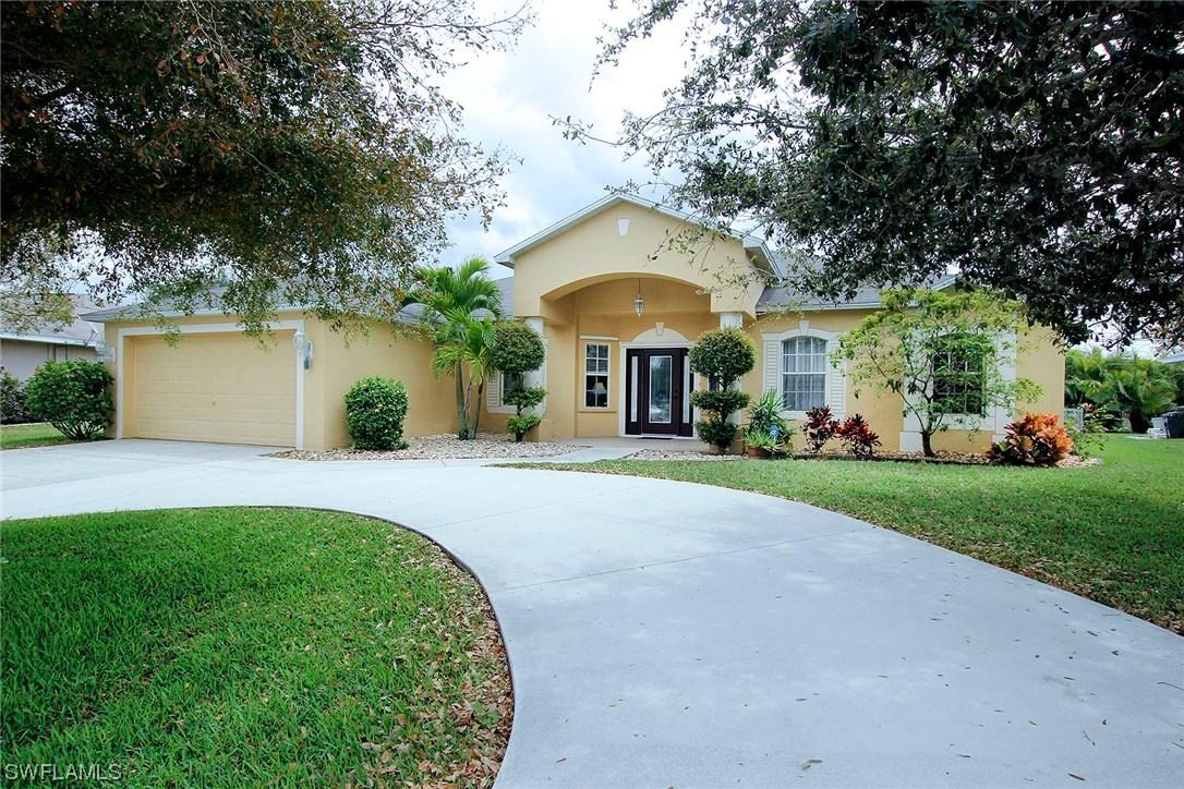 1904 SE 20th Ln., Cape Coral, FL 33990