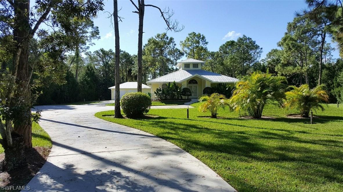 5980 Sea Grass Ln., Naples, FL 34116