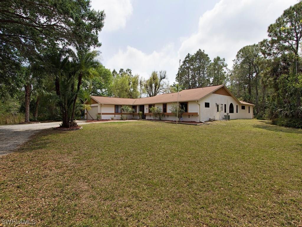 3210 15th Ave., Naples, FL 34117
