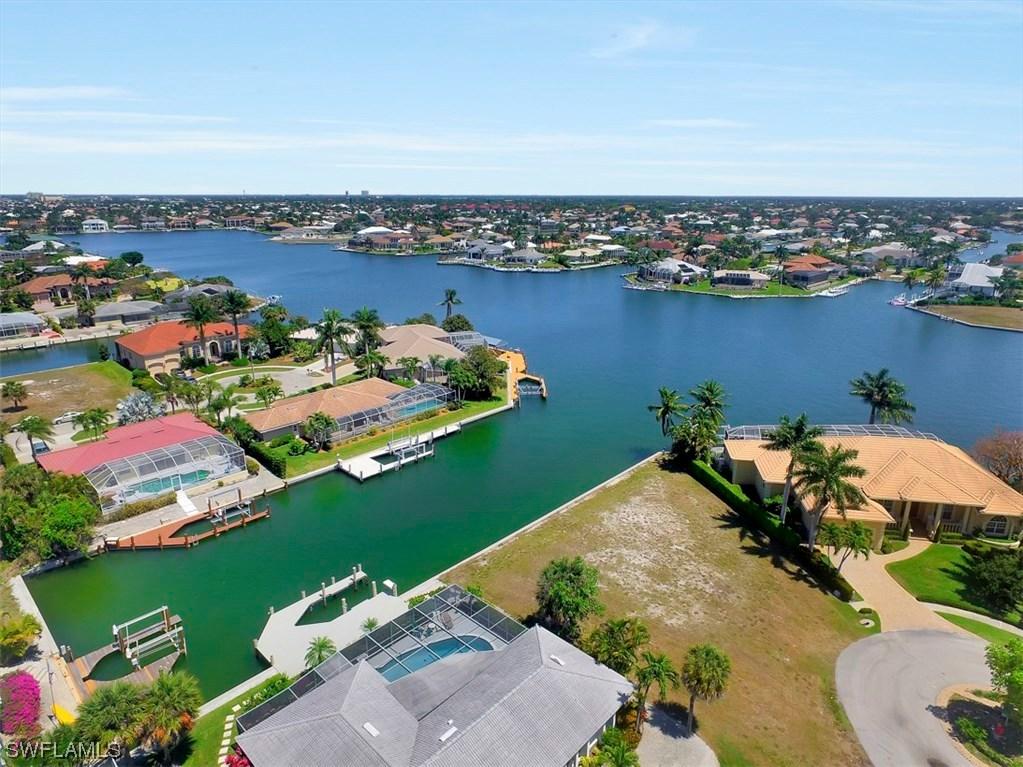 976 Birch Ct., Marco Island, FL 34145