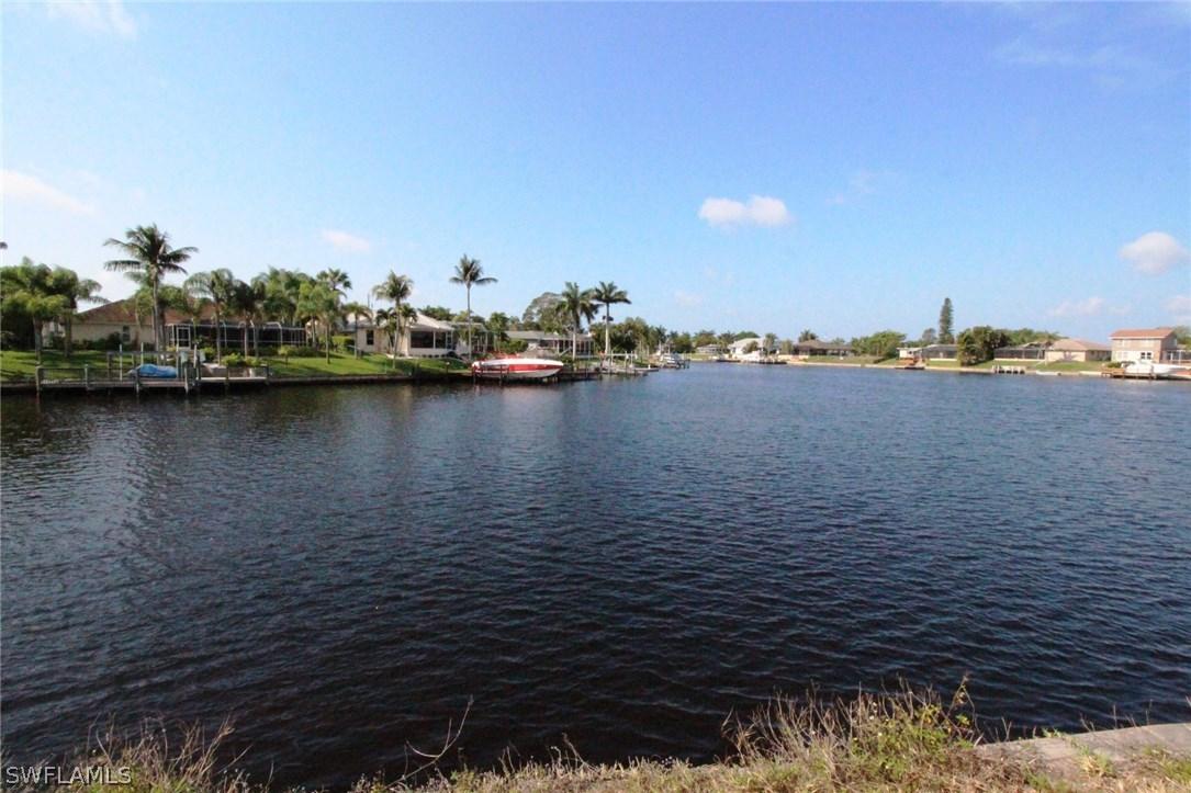 1108 SE 32nd St., Cape Coral, FL 33904