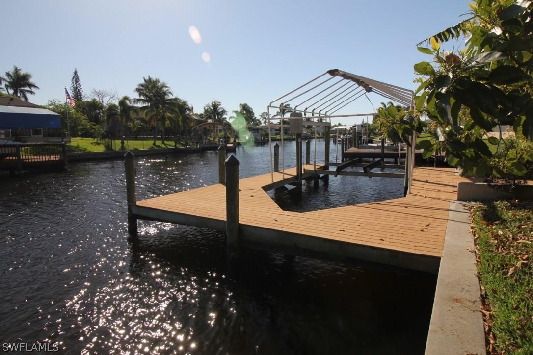 4305 SE 1st Ave., Cape Coral, FL 33904