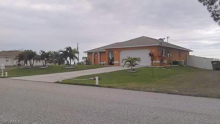 1023 NE 7th Pl., Cape Coral, FL 33909