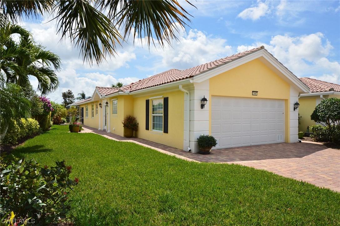 15467 Orlanda Dr., Bonita Springs, FL 34135