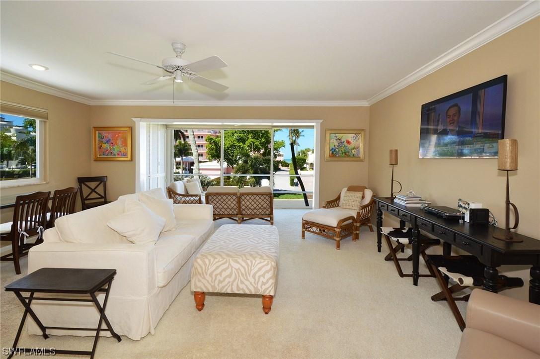 2500 Gulf Shore Blvd. ##S3, Naples, FL 34103