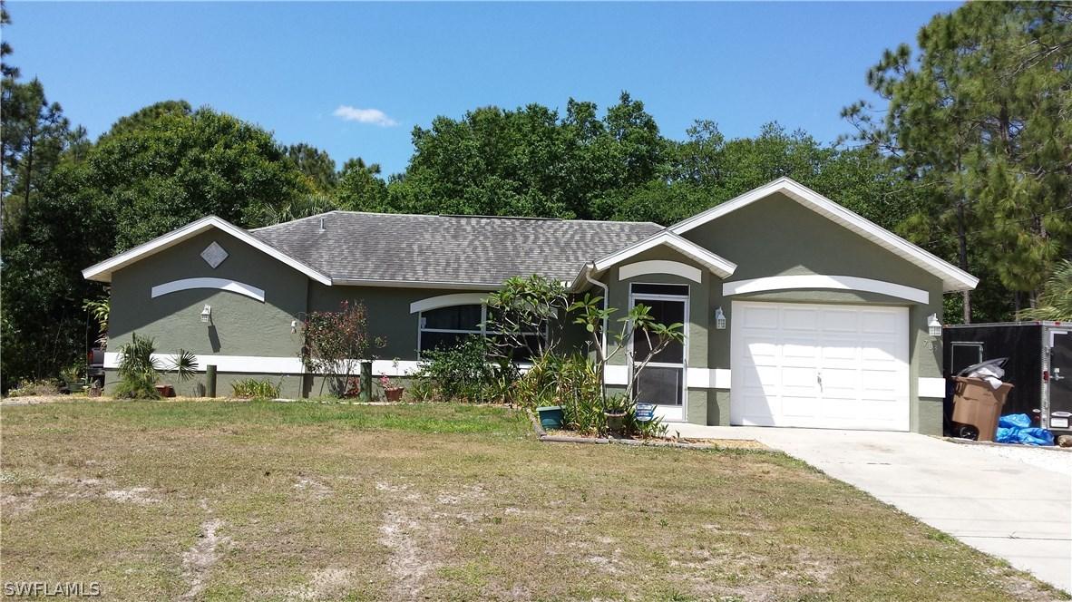 703 Moore Ave., Lehigh Acres, FL 33972