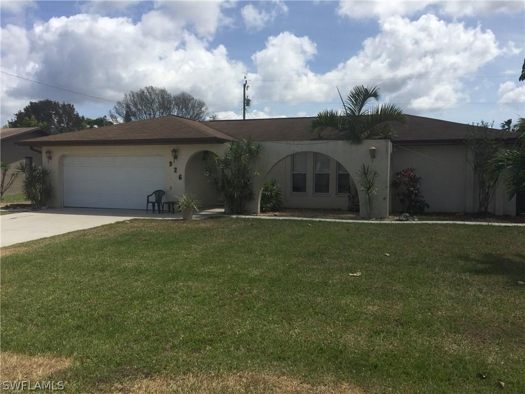 926 SE 25th Ln., Cape Coral, FL 33904
